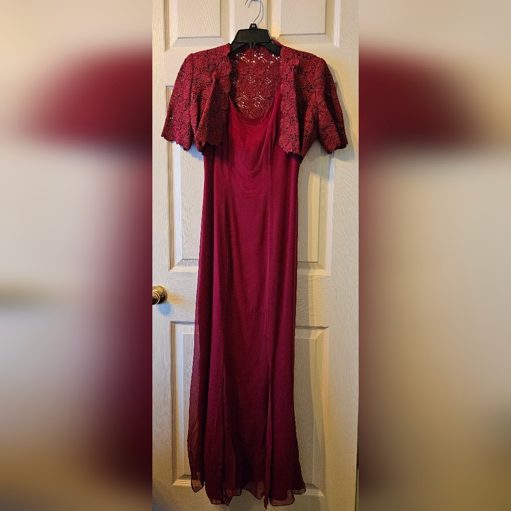 Waters and Waters Silk Dress in Fushia. Size 4